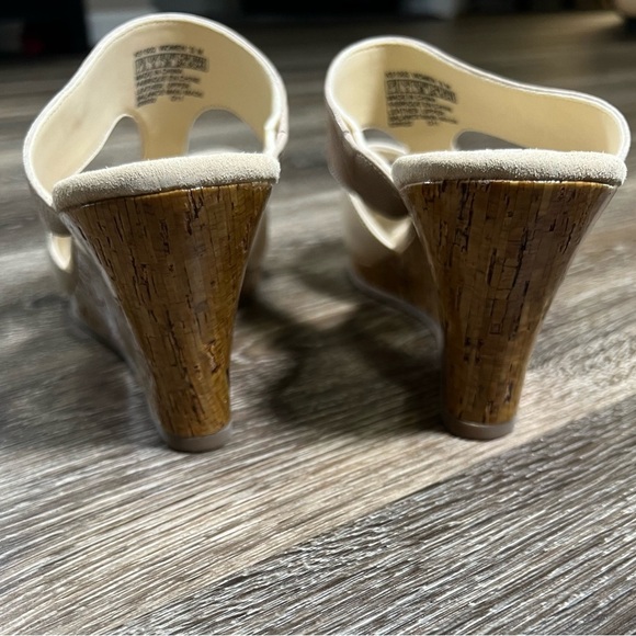 Rockport Emily 3" Wedge Slide Sand, sz:7.5 - Picture 6 of 8